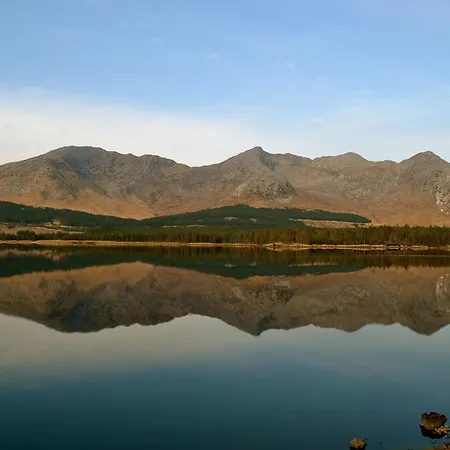 Ben Lettery Connemara 旅馆 *